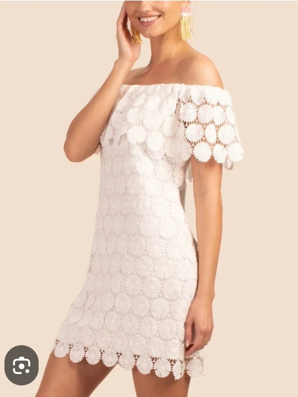 Trina Turk Ivory Bardot Crochet Off-Shoulder Daisy Mini Dress S